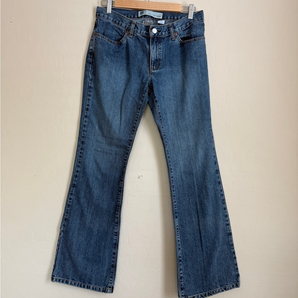 Y2K GAP low rise flare medium wash Rory Gilmore 2004 - Picture 1 of 10